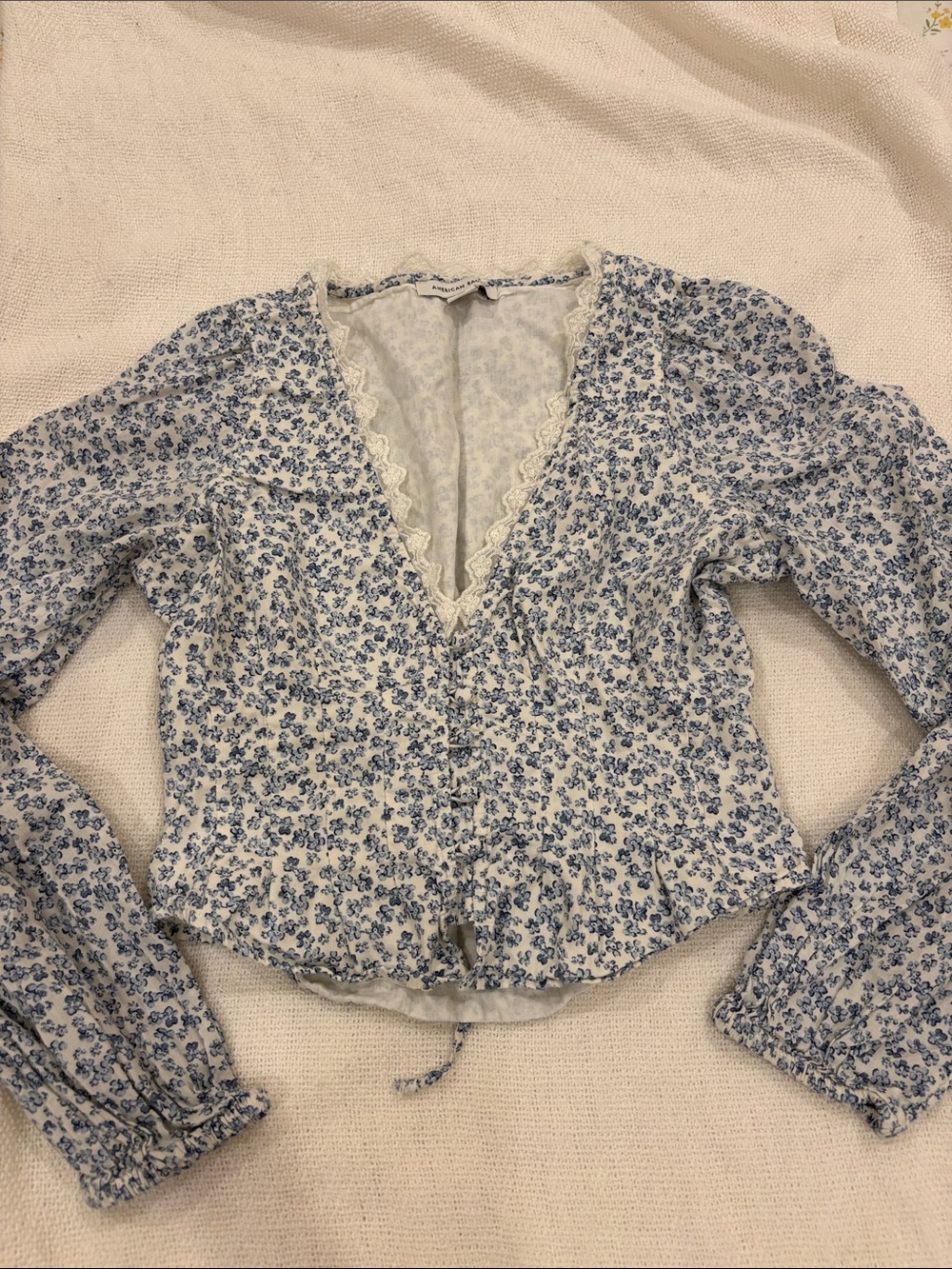 American Eagle Outfitters Blue Floral Lace-Trim Blouse